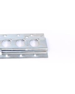 Wand- dakrail 1806, verzinkt staal, 3 meter (Q-gaten)