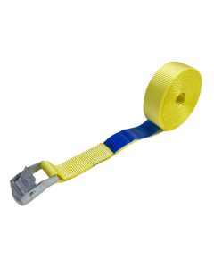 Gele sjorband van 25 mm met opgerolde band en metalen klemgesp