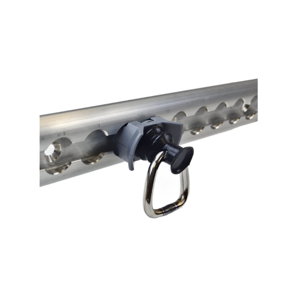 HQ single studfitting gemonteerd in aluminium vliegtuigrail