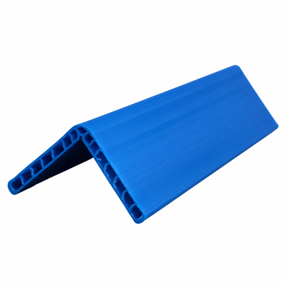 Blauw kunststof hoekprofiel 120 x 120 x 12 mm met ribben