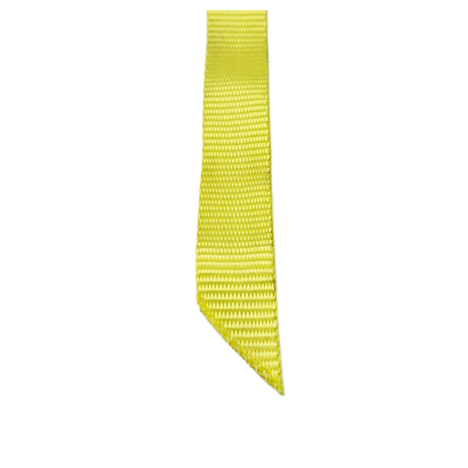 Detail van het schuine uiteinde van een gele sjorband 20 mm
